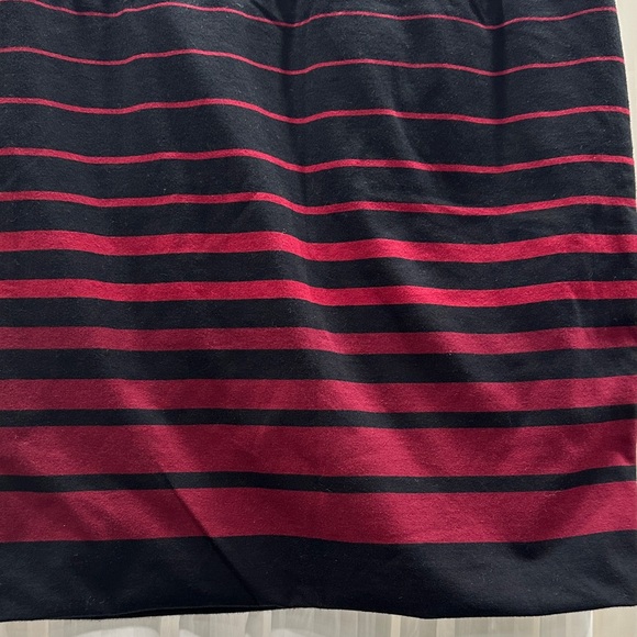 #294 Smart Set Black and Red Pencil Skirt - Picture 2 of 5
